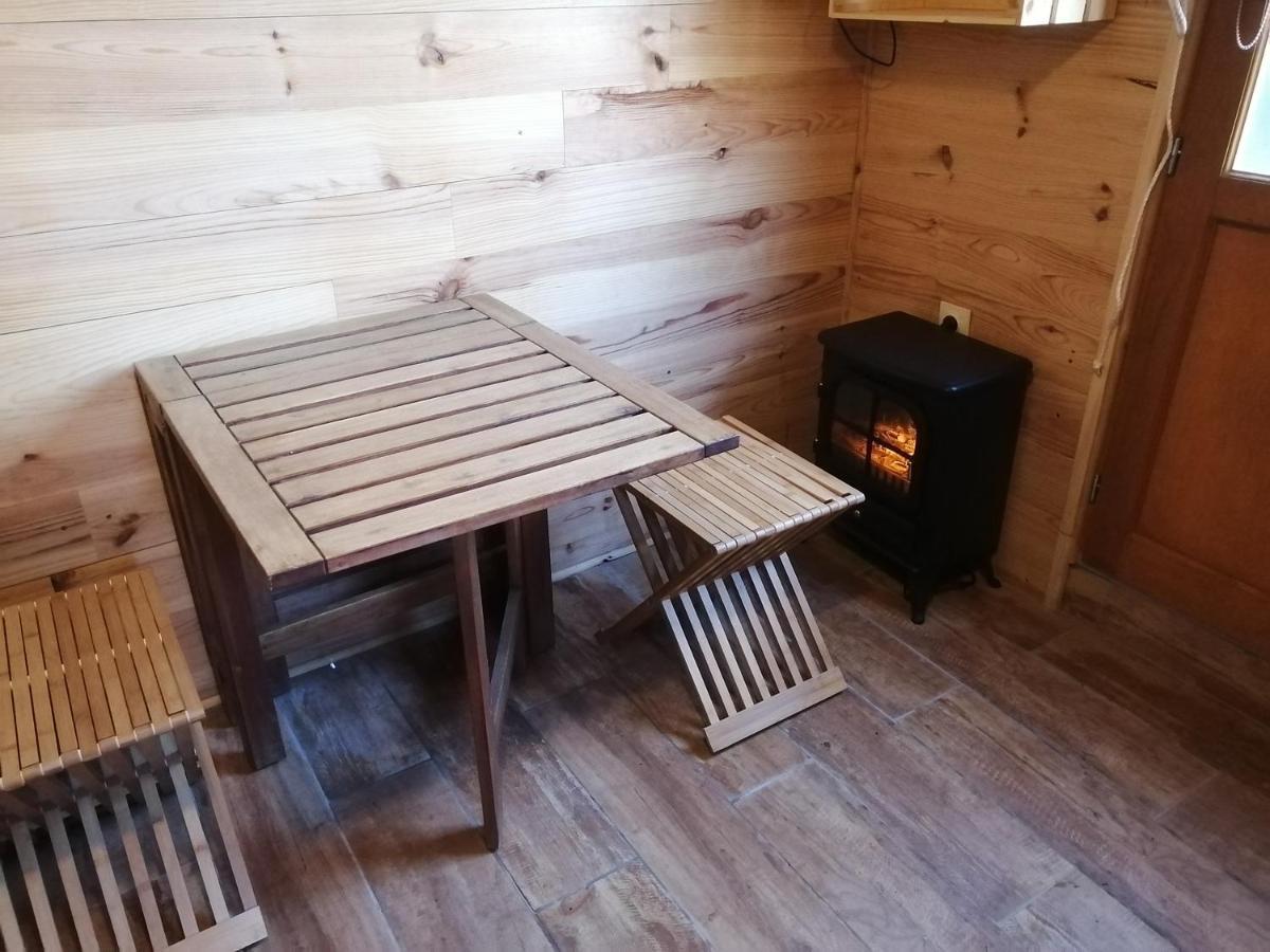 Patrice Et Chrstel Cabane En Bois Chatuzange-le-Goubet Exteriér fotografie